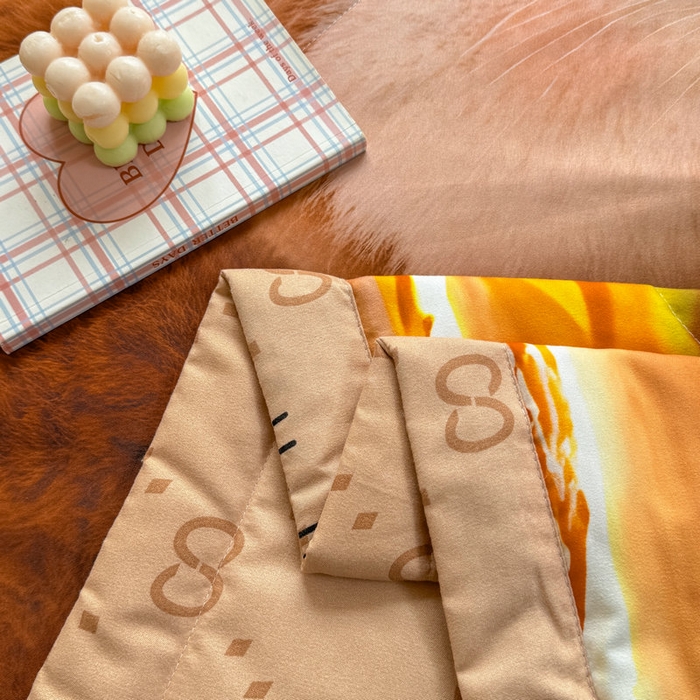 91家纺网 家纺一手货源 找家纺 宝薇 2026春夏新款7D卡通仿棉磨毛水洗棉夏被夏凉被空调被四件套 好运松鼠