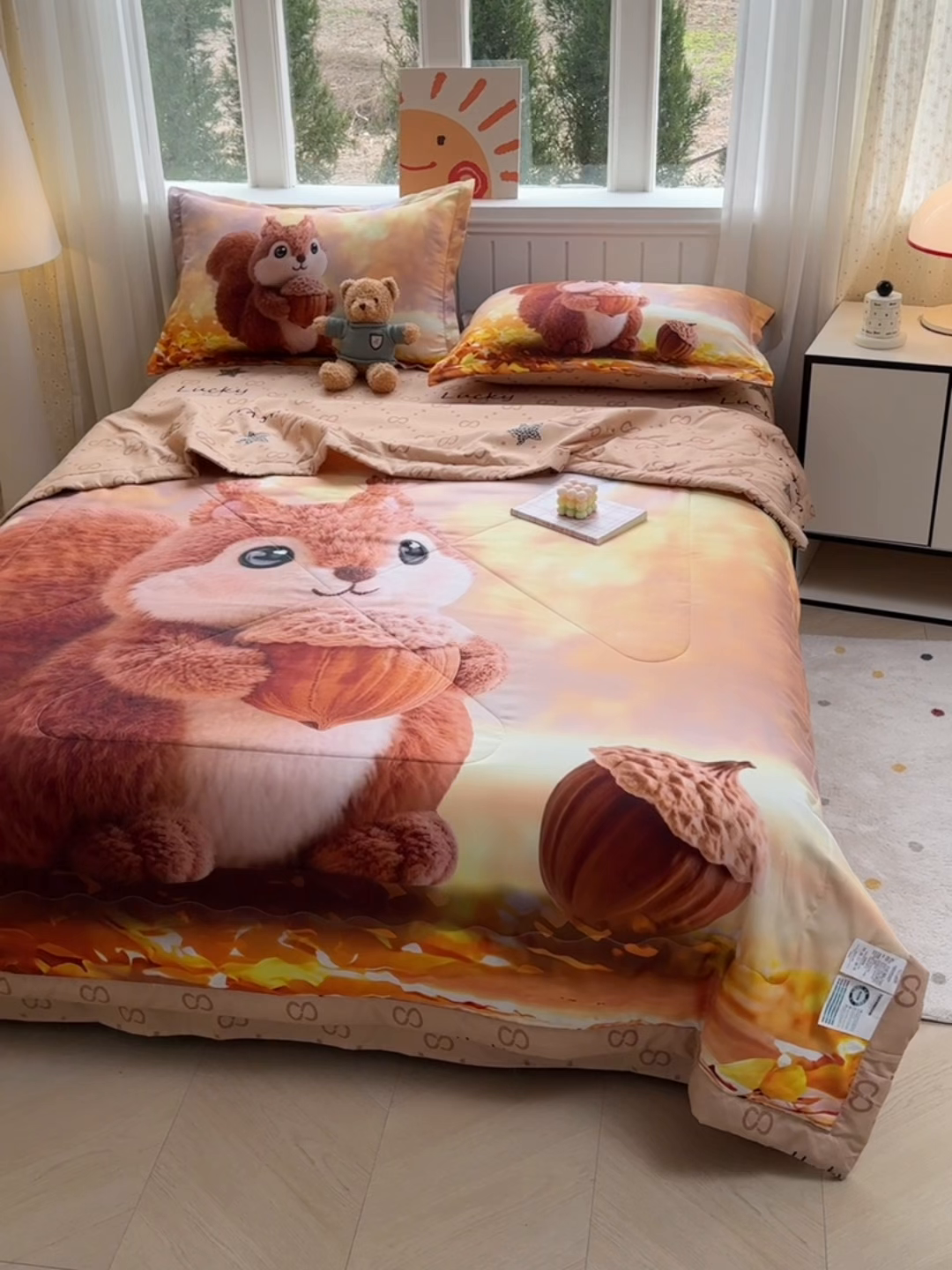 91家纺网 家纺一手货源 找家纺 宝薇 2026春夏新款7D卡通仿棉磨毛水洗棉夏被夏凉被空调被四件套 好运松鼠
