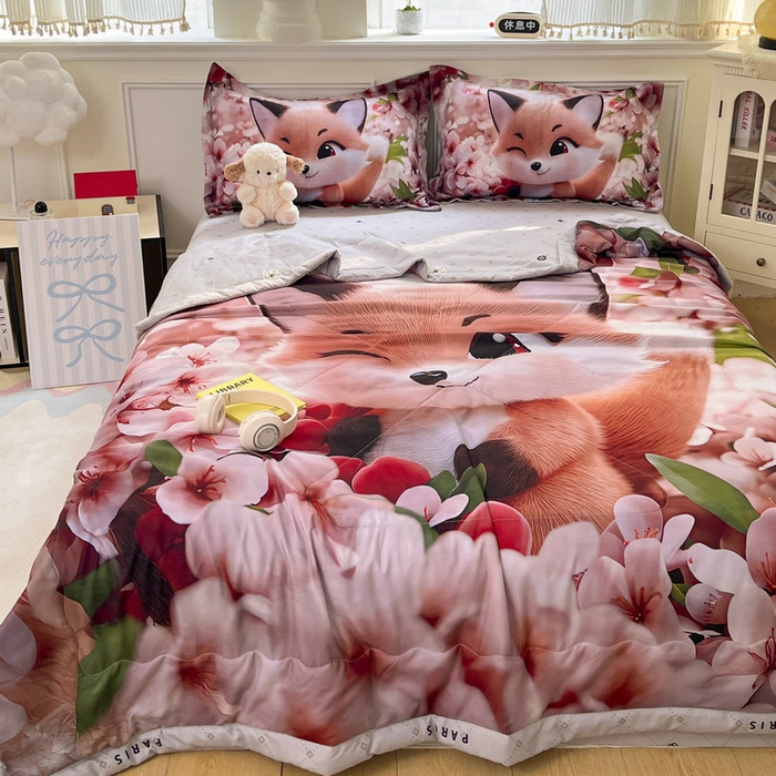 91家纺网 家纺一手货源 找家纺 宝薇 2026春夏新款7D卡通仿棉磨毛水洗棉夏被夏凉被空调被四件套 梨花开