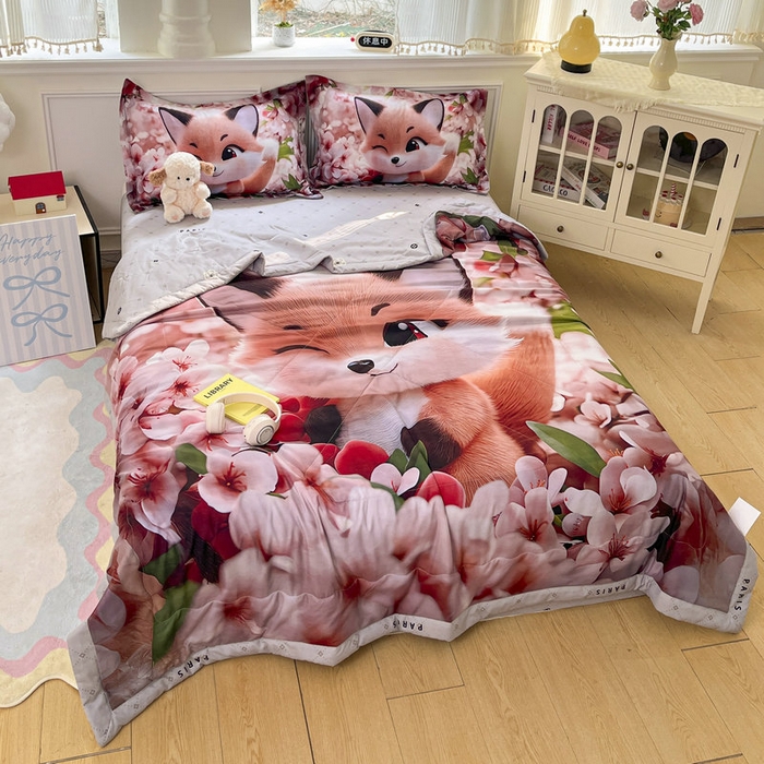 91家纺网 家纺一手货源 找家纺 宝薇 2026春夏新款7D卡通仿棉磨毛水洗棉夏被夏凉被空调被四件套 梨花开