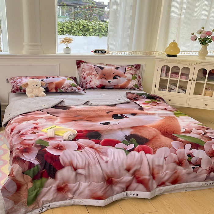 91家纺网 家纺一手货源 找家纺 宝薇 2026春夏新款7D卡通仿棉磨毛水洗棉夏被夏凉被空调被四件套 梨花开