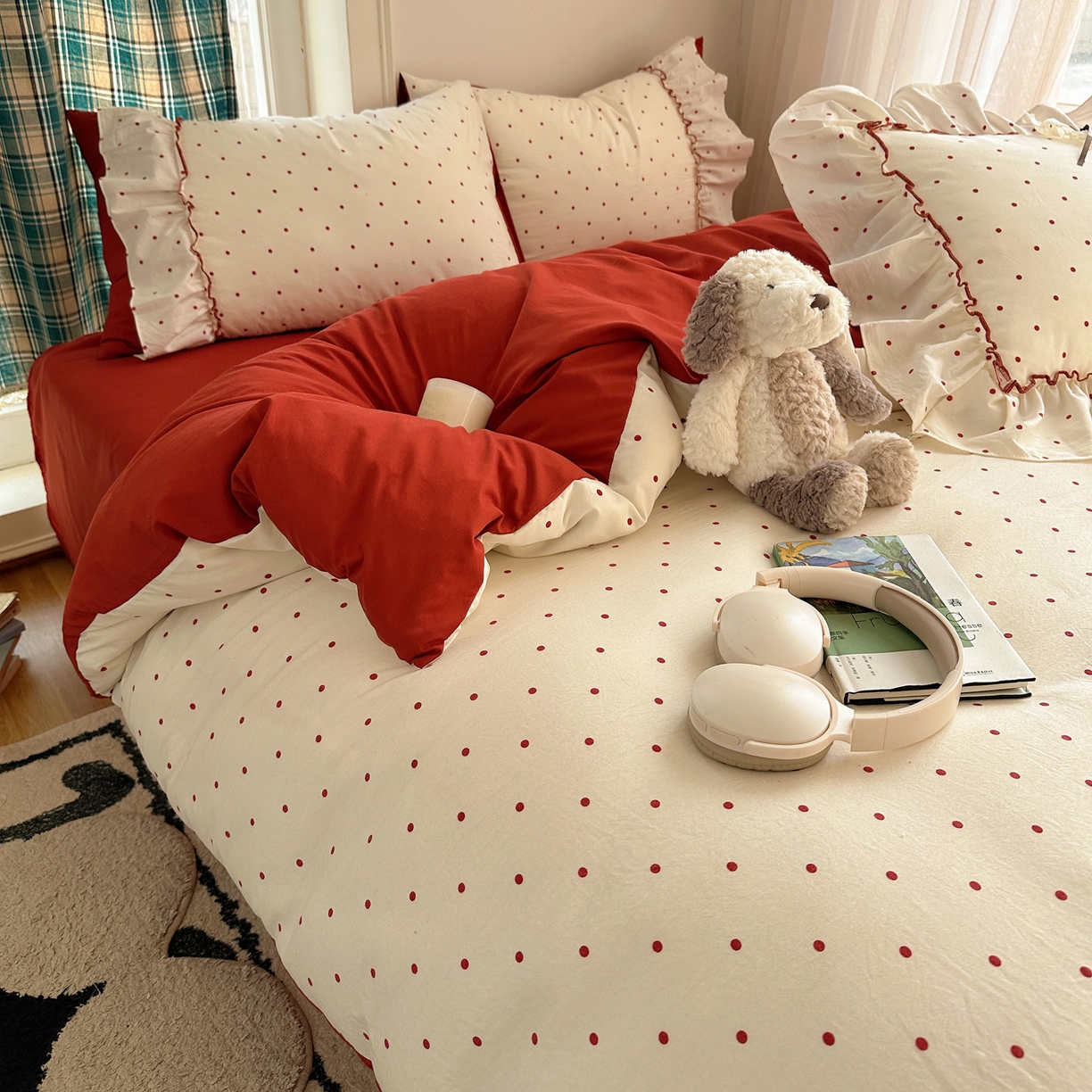 91家纺网 家纺一手货源 找家纺 凯洛奇 2026新款A类仿棉云朵棉蝴蝶结花边四件套（提供买家秀） 红莓气泡