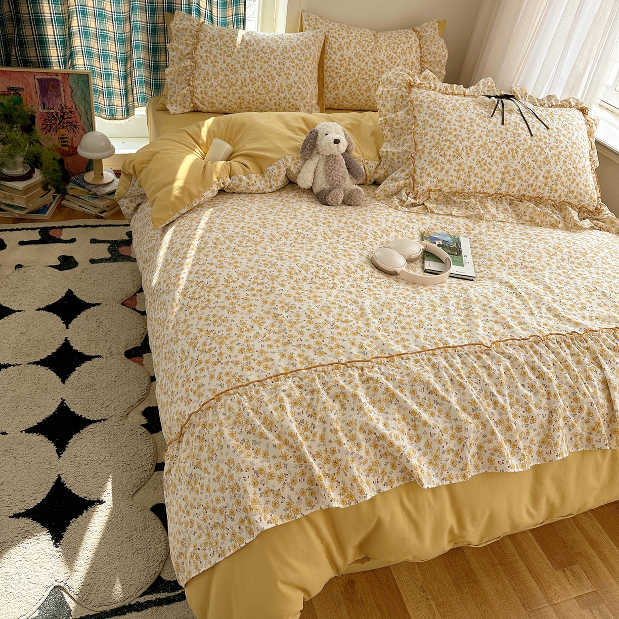 91家纺网 家纺一手货源 找家纺 凯洛奇 2026新款A类仿棉云朵棉蝴蝶结花边四件套（提供买家秀） 金盏花信