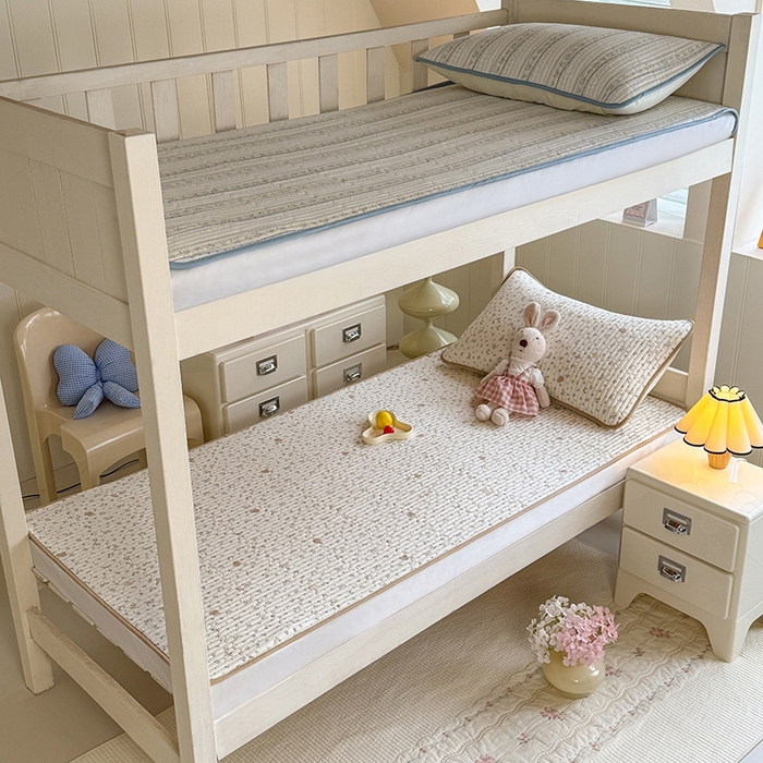 91家纺网 家纺一手货源 找家纺 （总）美达家纺 2026新款密道款夹棉全棉防滑直边宿舍床盖