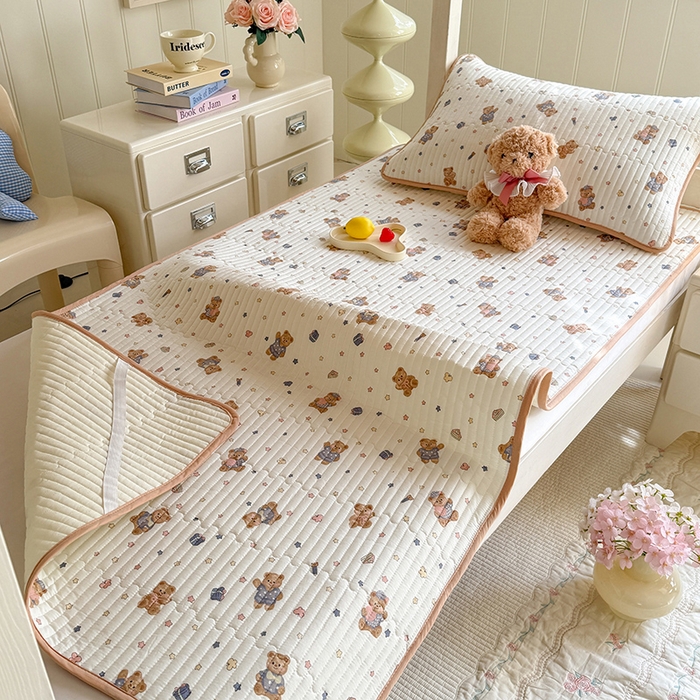 91家纺网 家纺一手货源 找家纺 （总）美达家纺 2026新款密道款夹棉全棉防滑直边宿舍床盖