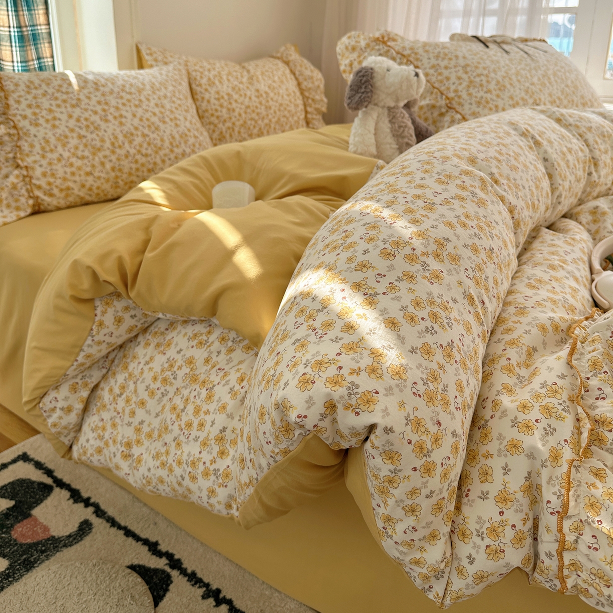 91家纺网 家纺一手货源 找家纺 凯洛奇 2026新款A类仿棉云朵棉蝴蝶结花边四件套（提供买家秀） 金盏花信