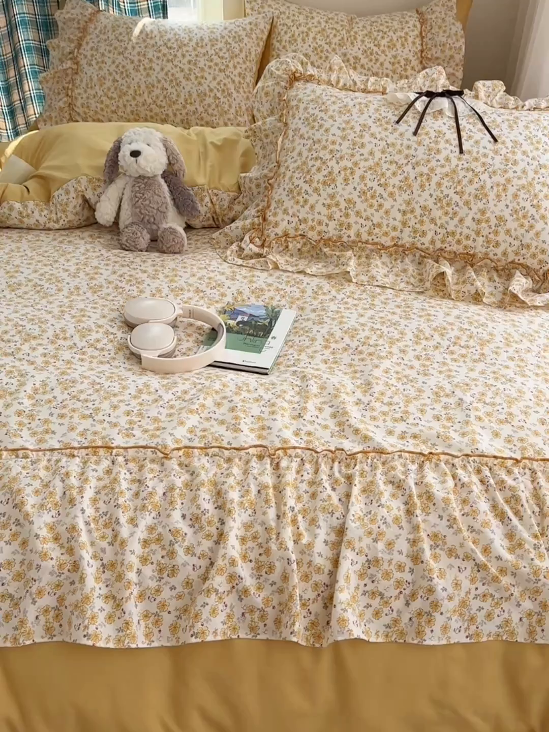 91家纺网 家纺一手货源 找家纺 凯洛奇 2026新款A类仿棉云朵棉蝴蝶结花边四件套（提供买家秀） 金盏花信