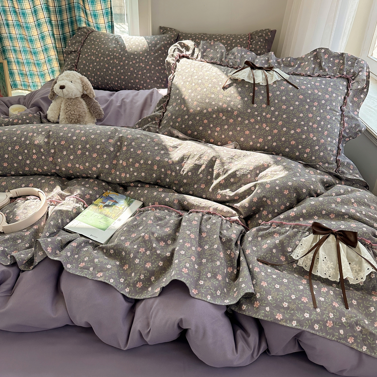 91家纺网 家纺一手货源 找家纺 凯洛奇 2026新款A类仿棉云朵棉蝴蝶结花边四件套（提供买家秀） 绿野花影