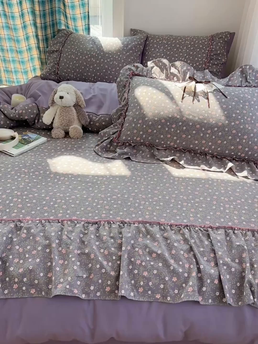 91家纺网 家纺一手货源 找家纺 凯洛奇 2026新款A类仿棉云朵棉蝴蝶结花边四件套（提供买家秀） 绿野花影