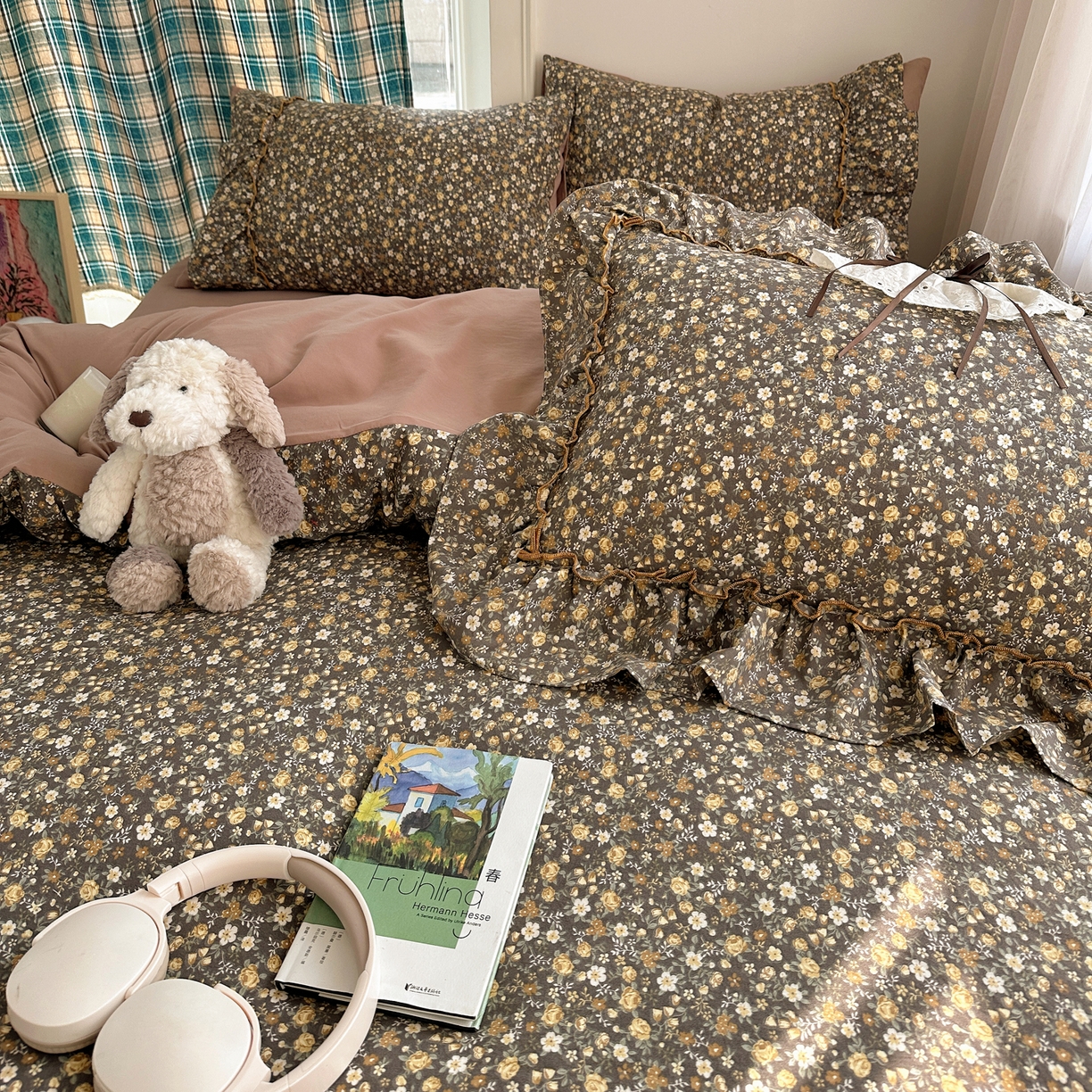 91家纺网 家纺一手货源 找家纺 凯洛奇 2026新款A类仿棉云朵棉蝴蝶结花边四件套（提供买家秀） 蜜茶花事