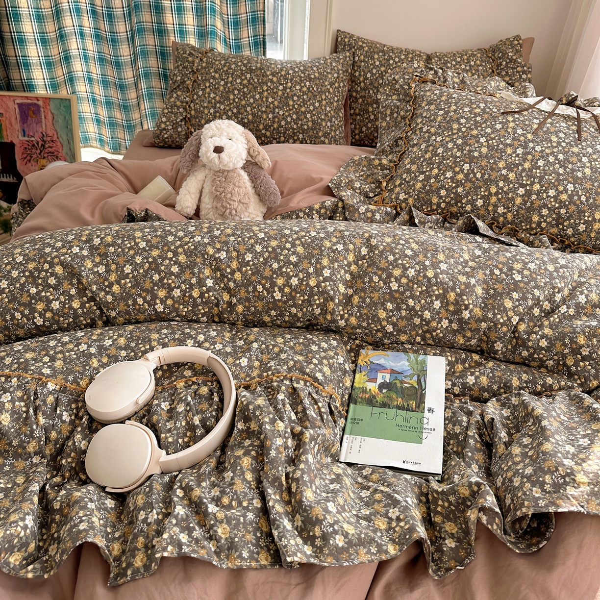 91家纺网 家纺一手货源 找家纺 凯洛奇 2026新款A类仿棉云朵棉蝴蝶结花边四件套（提供买家秀） 蜜茶花事