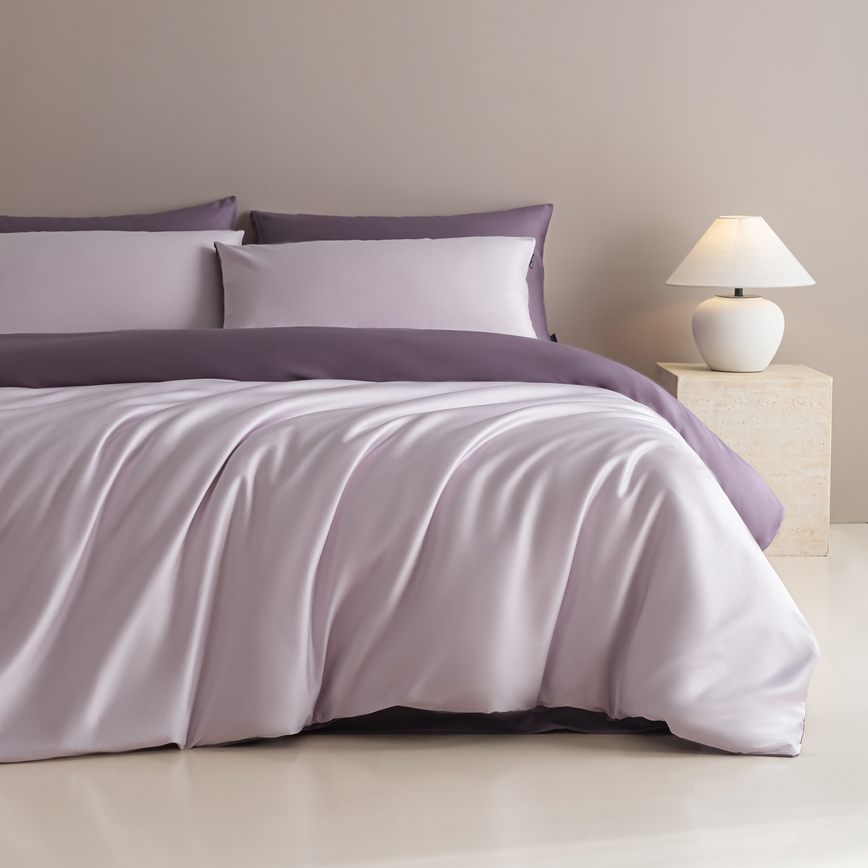 91家纺网 家纺一手货源 找家纺 卧趣家纺 2026新款A类轻奢双拼100Pro高支贡缎长绒棉全棉纯棉四件套 玫瑰紫+香芋紫