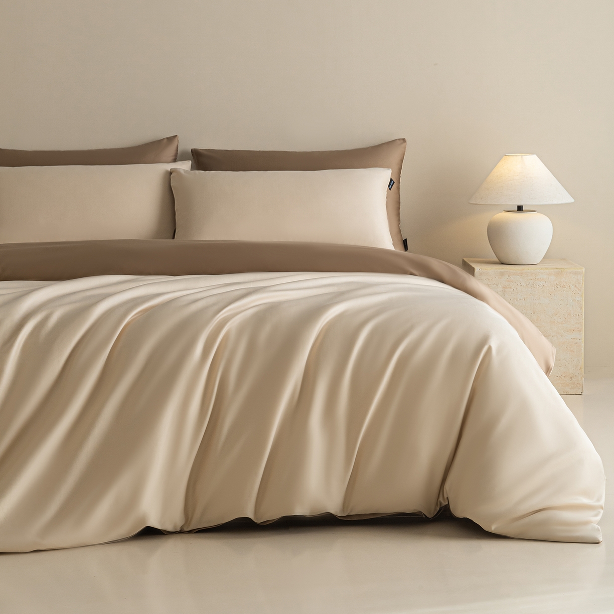 91家纺网 家纺一手货源 找家纺 卧趣家纺 2026新款A类轻奢双拼100Pro高支贡缎长绒棉全棉纯棉四件套 可可棕+咖啡棕