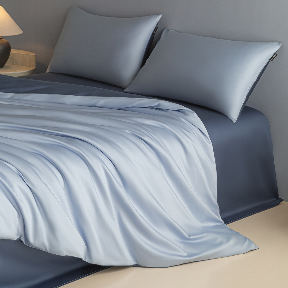 91家纺网 家纺一手货源 找家纺 卧趣家纺 2026新款A类轻奢双拼100Pro高支贡缎长绒棉全棉纯棉四件套 冰川蓝+天青蓝