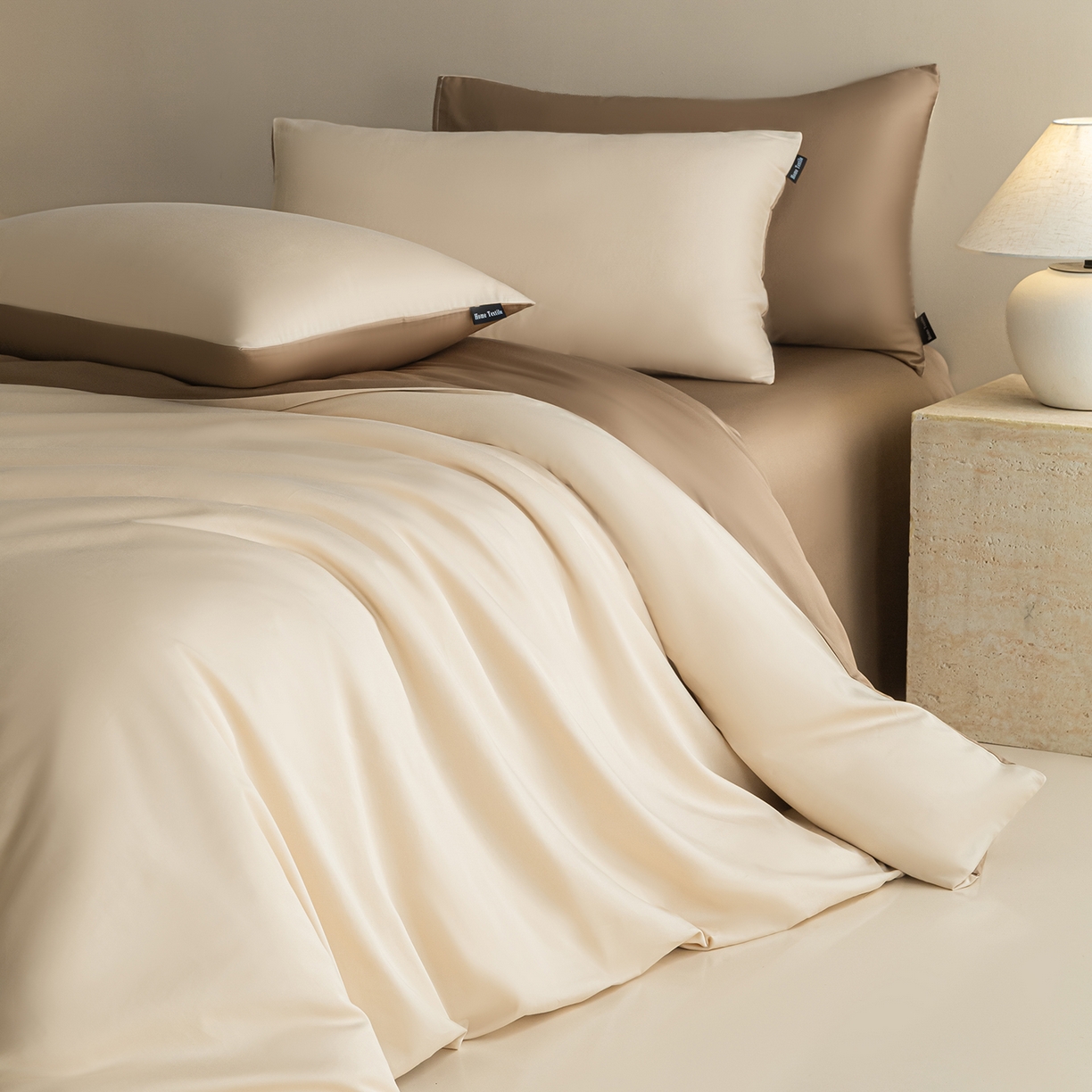 91家纺网 家纺一手货源 找家纺 卧趣家纺 2026新款A类轻奢双拼100Pro高支贡缎长绒棉全棉纯棉四件套 可可棕+咖啡棕