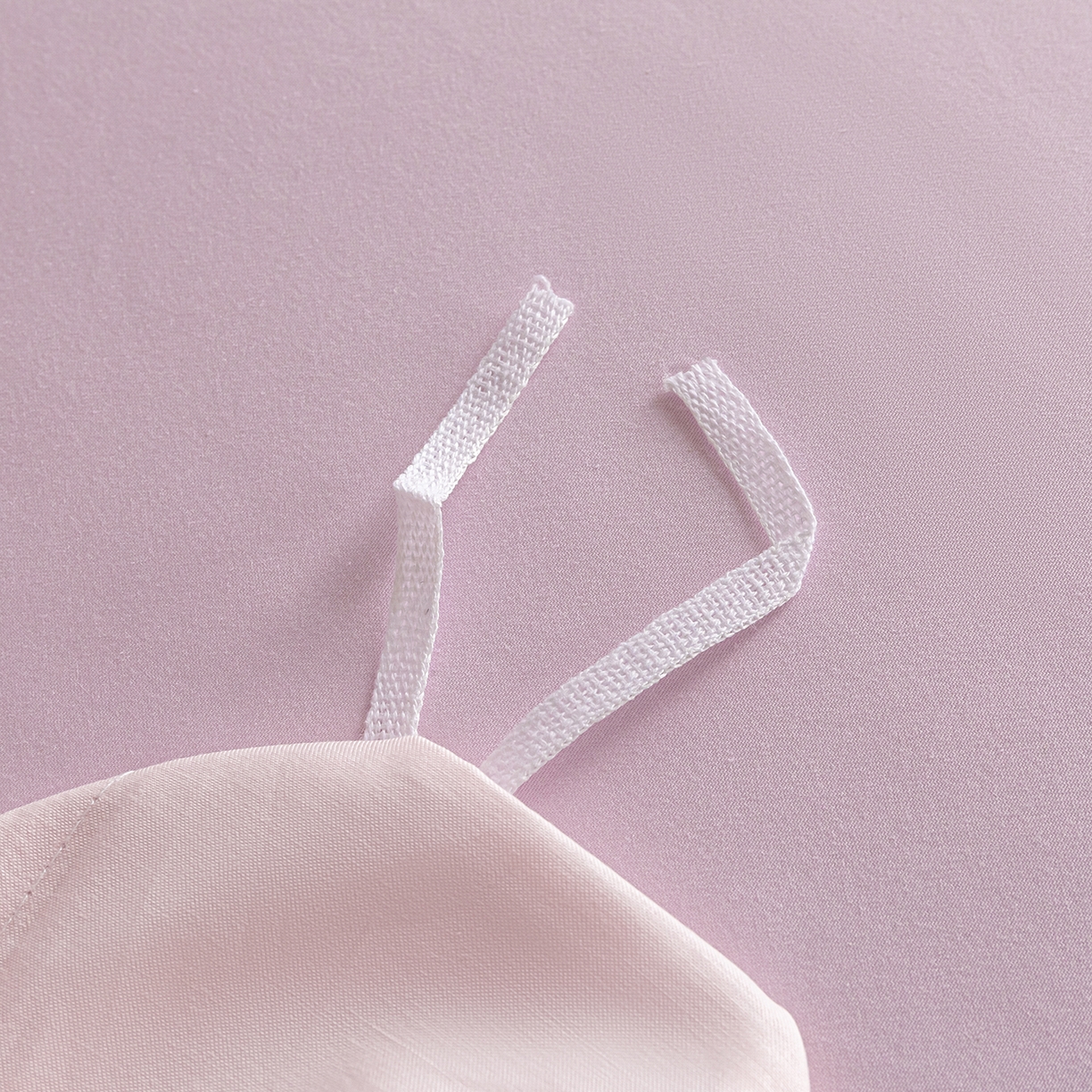 91家纺网 家纺一手货源 找家纺 卧趣家纺 2026新款A类轻奢双拼100Pro高支贡缎长绒棉全棉纯棉四件套 珊瑚粉+香芋紫