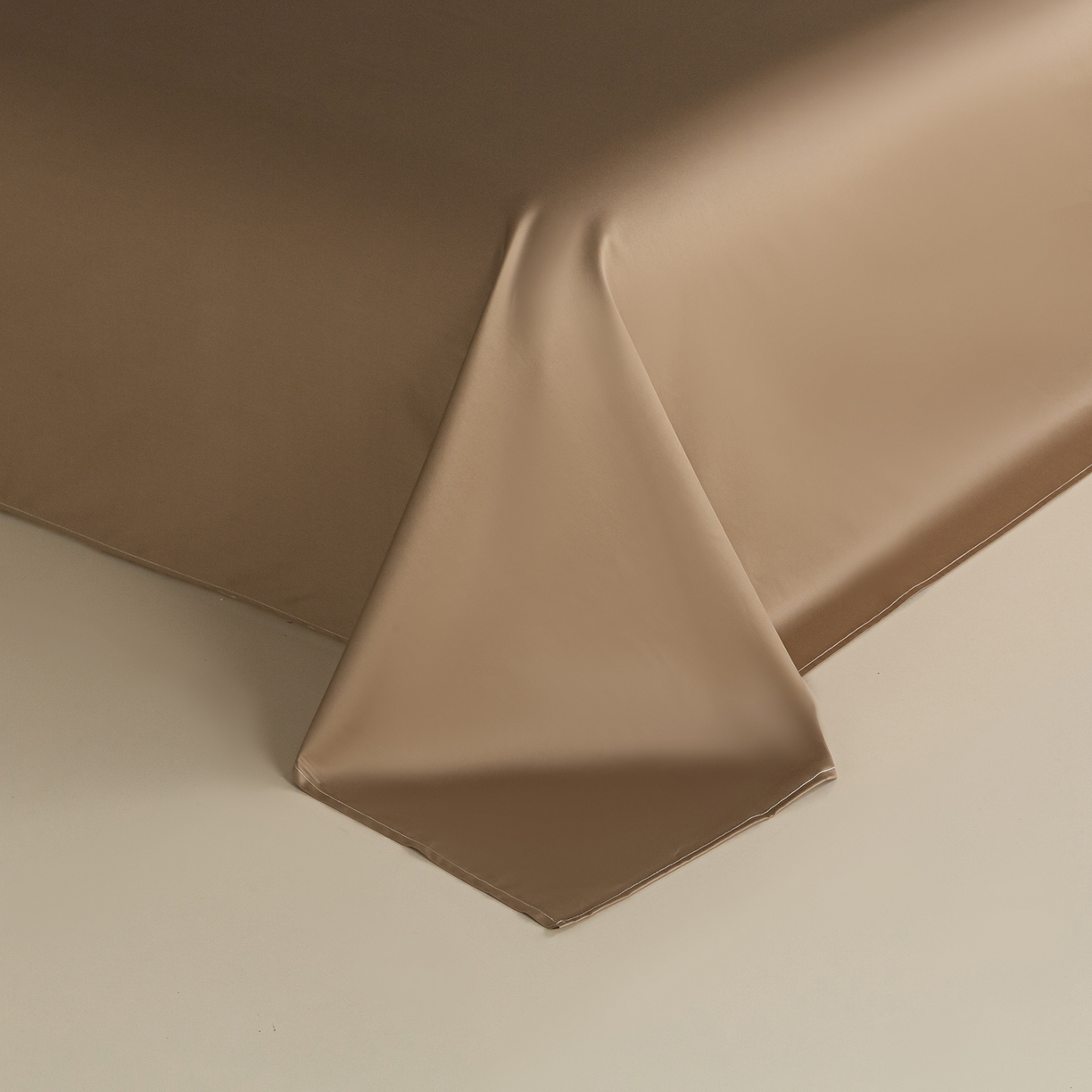 91家纺网 家纺一手货源 找家纺 卧趣家纺 2026新款A类轻奢双拼100Pro高支贡缎长绒棉全棉纯棉四件套 可可棕+咖啡棕