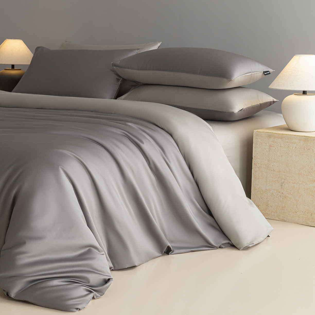 91家纺网 家纺一手货源 找家纺 卧趣家纺 2026新款A类轻奢双拼100Pro高支贡缎长绒棉全棉纯棉四件套 星夜灰+时空灰