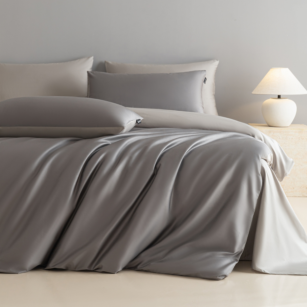 91家纺网 家纺一手货源 找家纺 卧趣家纺 2026新款A类轻奢双拼100Pro高支贡缎长绒棉全棉纯棉四件套 星夜灰+时空灰