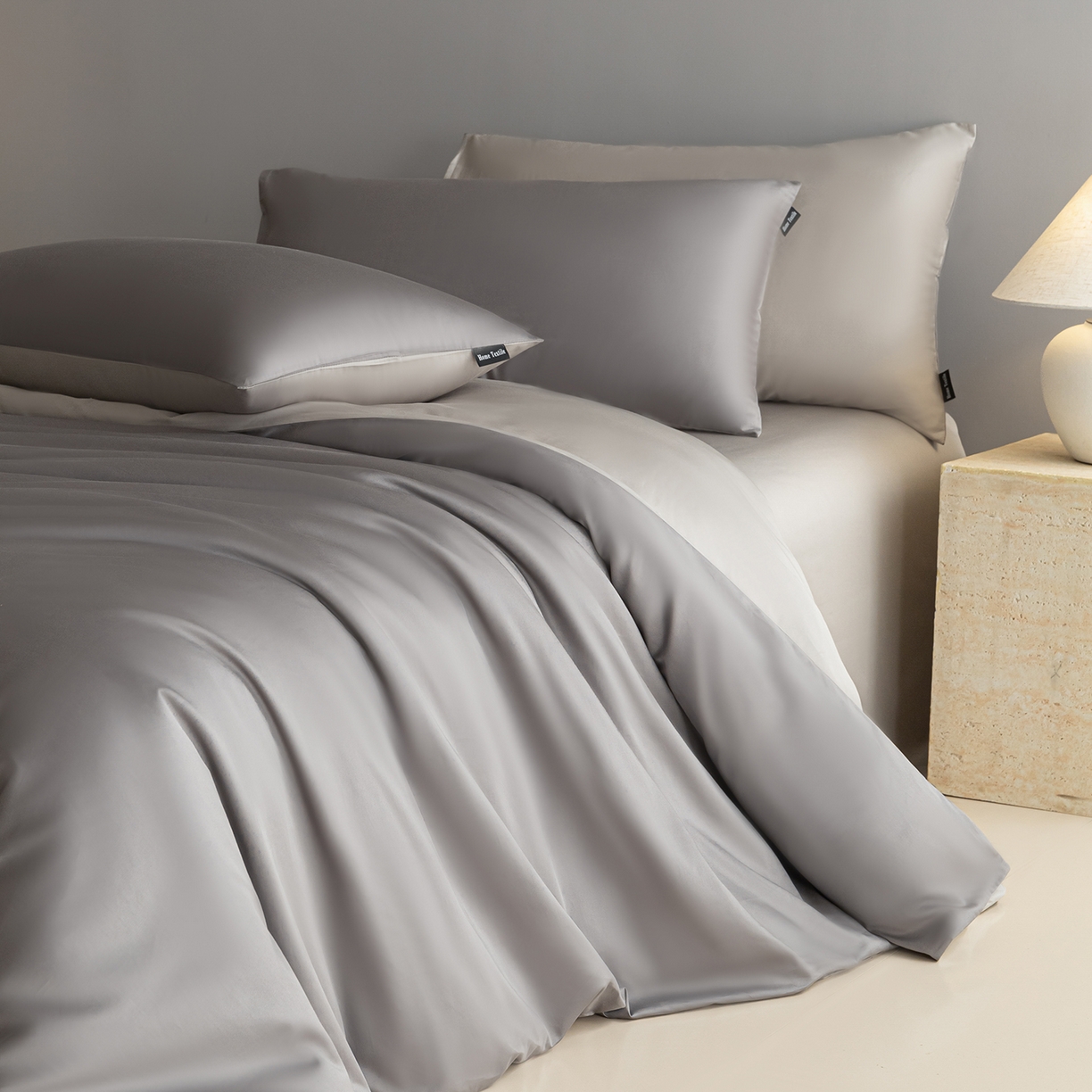 91家纺网 家纺一手货源 找家纺 卧趣家纺 2026新款A类轻奢双拼100Pro高支贡缎长绒棉全棉纯棉四件套 星夜灰+时空灰