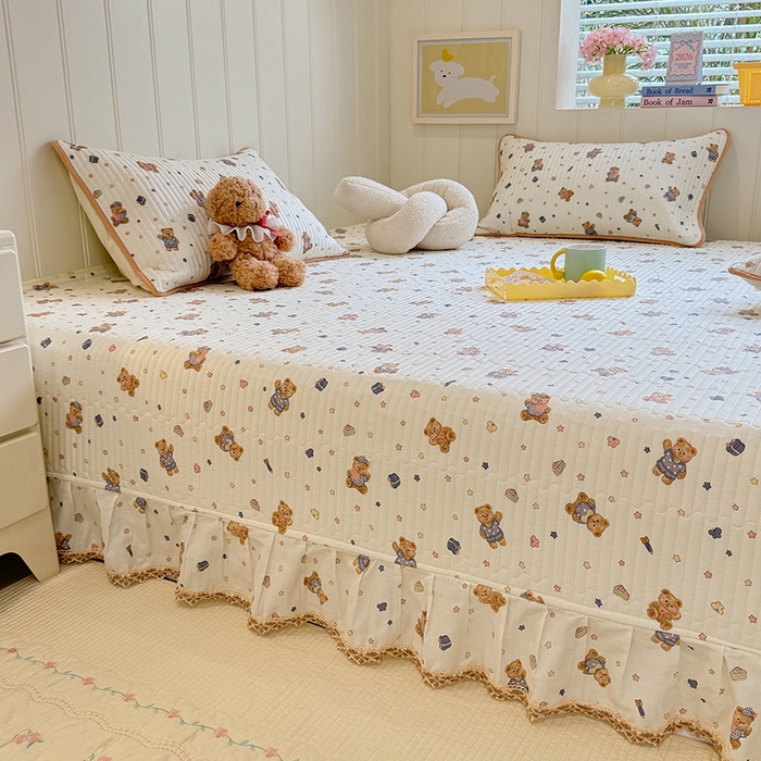 91家纺网 家纺一手货源 找家纺 美达家纺 2026新款密道款夹棉全棉防滑榻榻米 抱抱熊