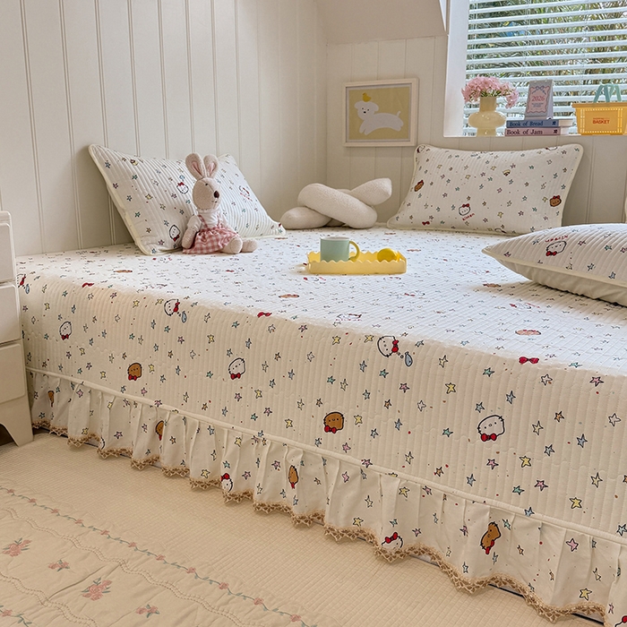 91家纺网 家纺一手货源 找家纺 美达家纺 2026新款密道款夹棉全棉防滑榻榻米 星星凯蒂猫