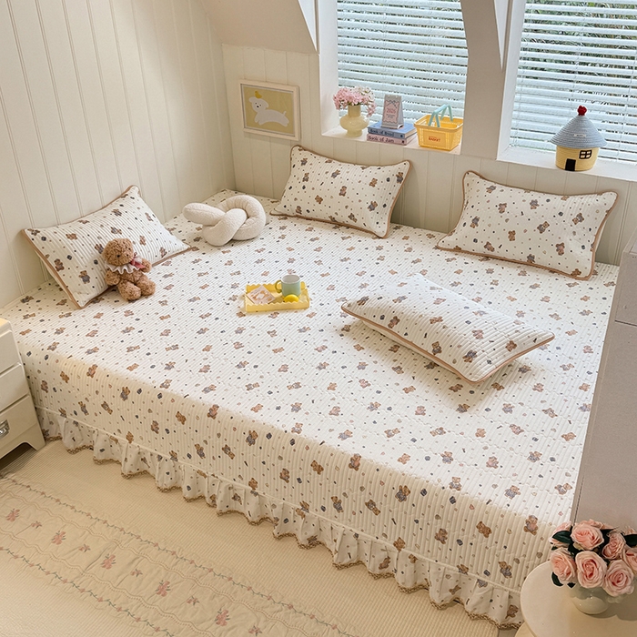 91家纺网 家纺一手货源 找家纺 美达家纺 2026新款密道款夹棉全棉防滑榻榻米 抱抱熊