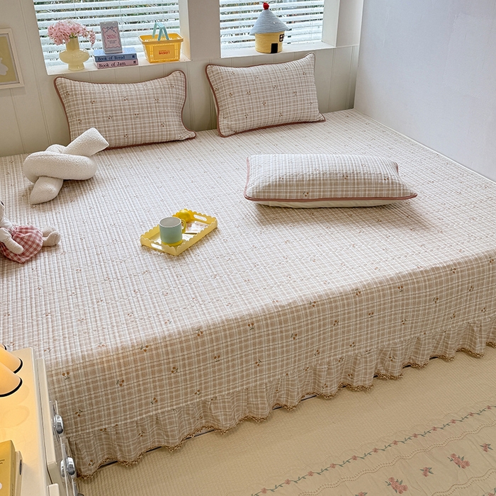 91家纺网 家纺一手货源 找家纺 美达家纺 2026新款密道款夹棉全棉防滑榻榻米 小樱桃咖