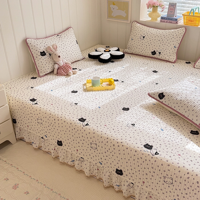 91家纺网 家纺一手货源 找家纺 美达家纺 2026新款密道款夹棉全棉防滑榻榻米 粉红顽皮猫