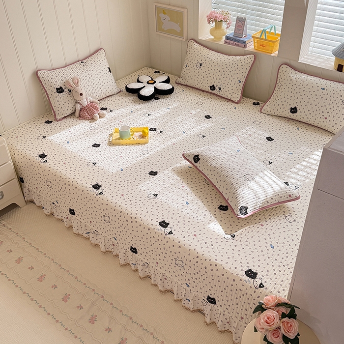 91家纺网 家纺一手货源 找家纺 美达家纺 2026新款密道款夹棉全棉防滑榻榻米 粉红顽皮猫