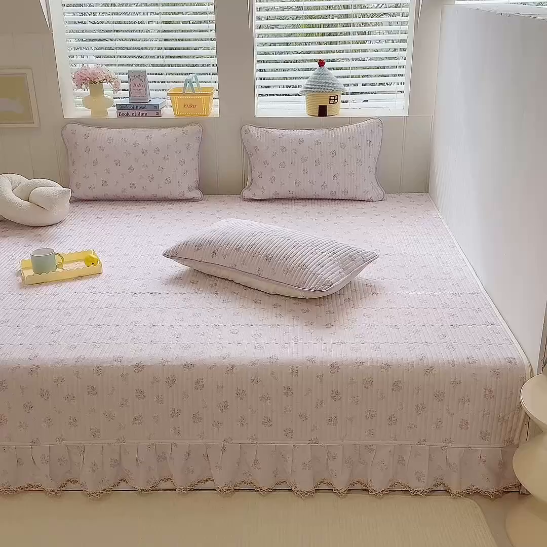 91家纺网 家纺一手货源 找家纺 美达家纺 2026新款密道款夹棉全棉防滑榻榻米 花叶私语-紫