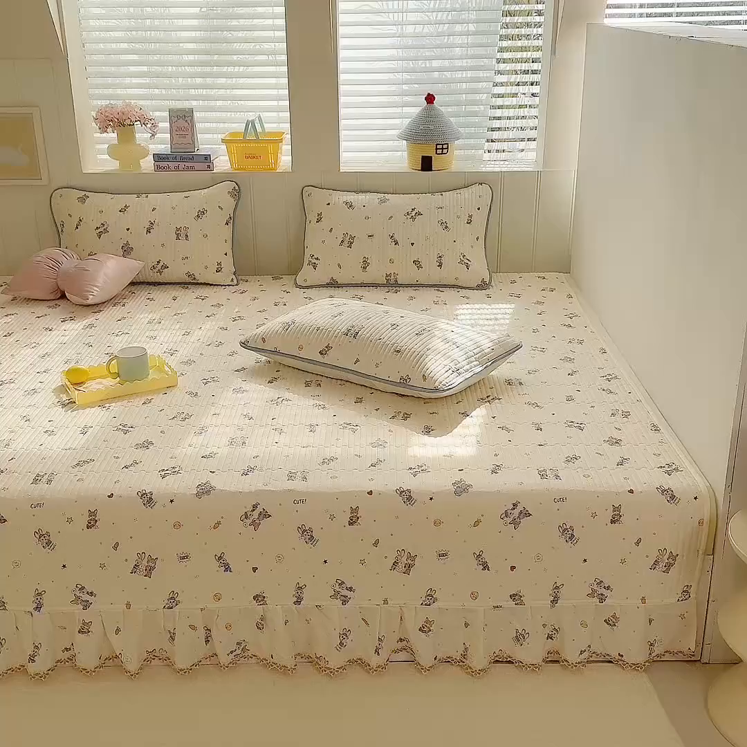 91家纺网 家纺一手货源 找家纺 美达家纺 2026新款密道款夹棉全棉防滑榻榻米 疯狂小cp