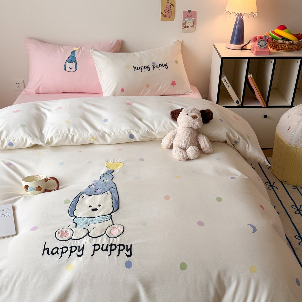 91家纺网 家纺一手货源 找家纺 吾欢心 2026春夏新款水洗棉可爱卡通贴布绣花四件套夏被四件套 开心露比