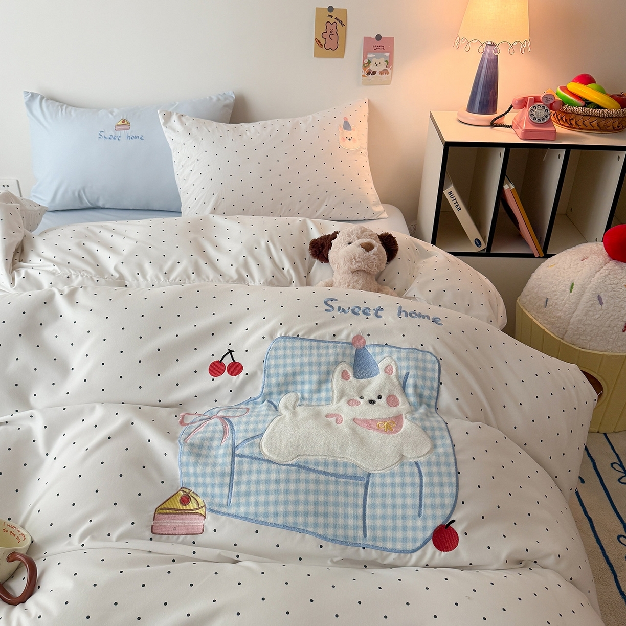 91家纺网 家纺一手货源 找家纺 吾欢心 2026春夏新款水洗棉可爱卡通贴布绣花四件套夏被四件套 沙发狗