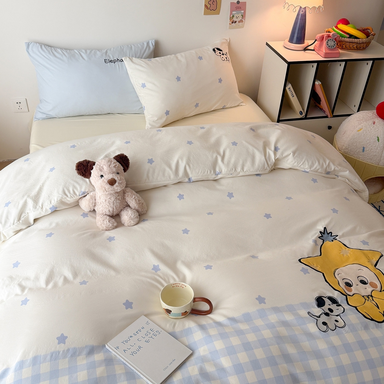 91家纺网 家纺一手货源 找家纺 吾欢心 2026春夏新款水洗棉可爱卡通贴布绣花四件套夏被四件套 星星宝贝