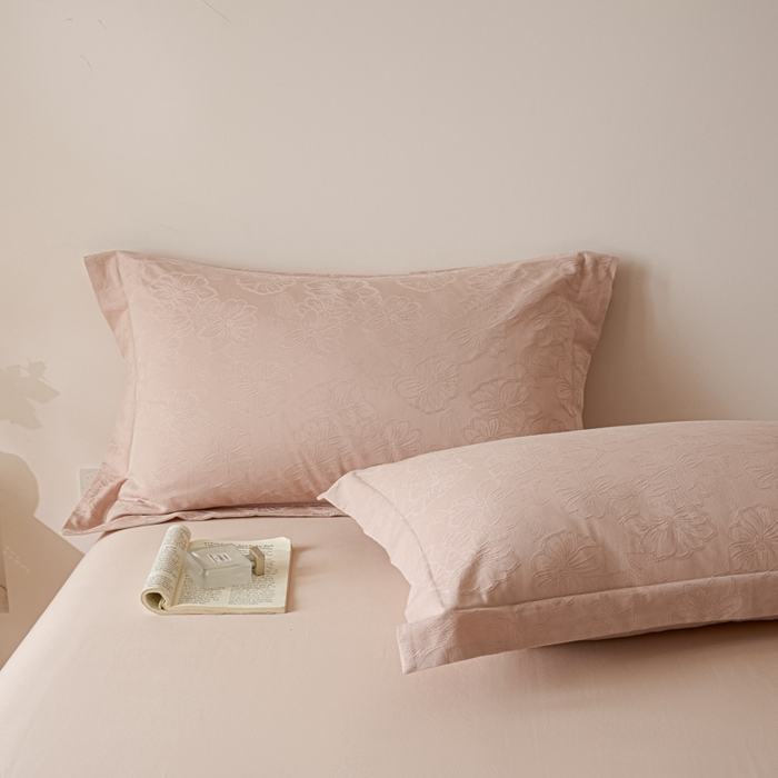 91家纺网 家纺一手货源 找家纺 （总）禾时 2026春夏新品全棉立体浮雕提花双拼色四件套-繁花