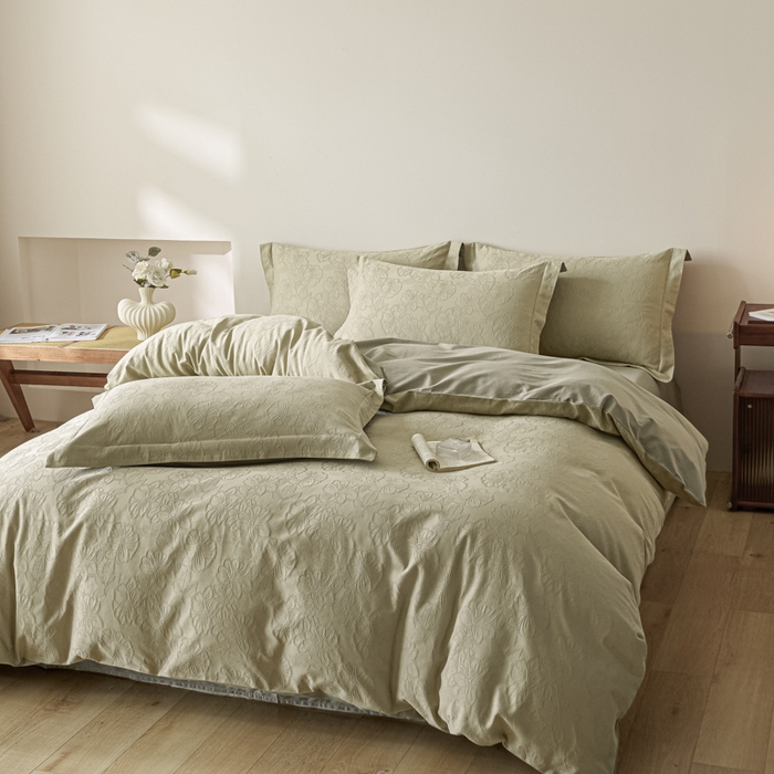 91家纺网 家纺一手货源 找家纺 禾时 2026春夏新品全棉立体浮雕提花双拼色四件套-繁花 奶绿-浅绿灰