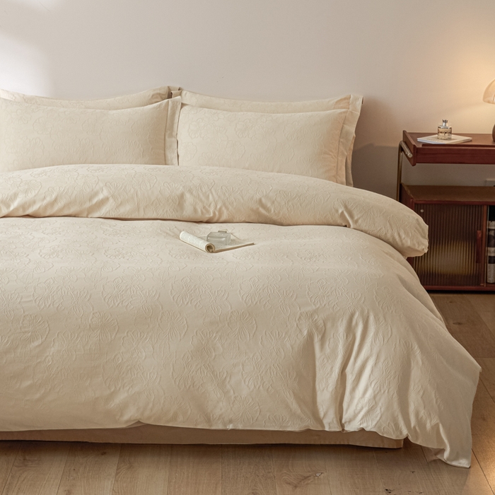 91家纺网 家纺一手货源 找家纺 禾时 2026春夏新品全棉立体浮雕提花双拼色四件套-繁花 乳白色-亚麻驼