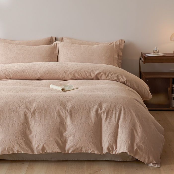 91家纺网 家纺一手货源 找家纺 禾时 2026春夏新品全棉立体浮雕提花双拼色四件套-繁花 裸粉-格调灰