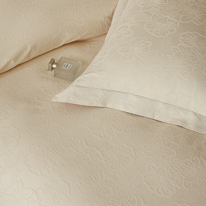 91家纺网 家纺一手货源 找家纺 禾时 2026春夏新品全棉立体浮雕提花双拼色四件套-繁花 乳白色-亚麻驼