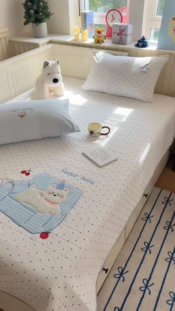 91家纺网 家纺一手货源 找家纺 吾欢心 2026新款水洗棉可爱卡通贴布绣花床盖单品床盖单件三件套 沙发狗