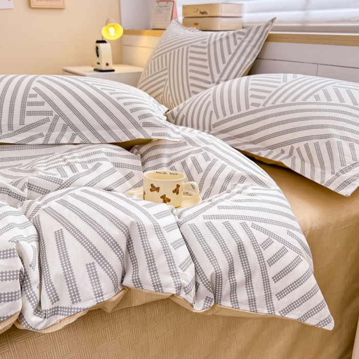 91家纺网 家纺一手货源 找家纺 佑金甜 2026新款精梳全棉印花单被套 几何秘境