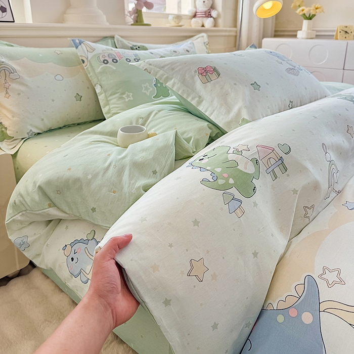 91家纺网 家纺一手货源 找家纺 佑金甜 2026新款精梳全棉印花单被套 恐龙派对