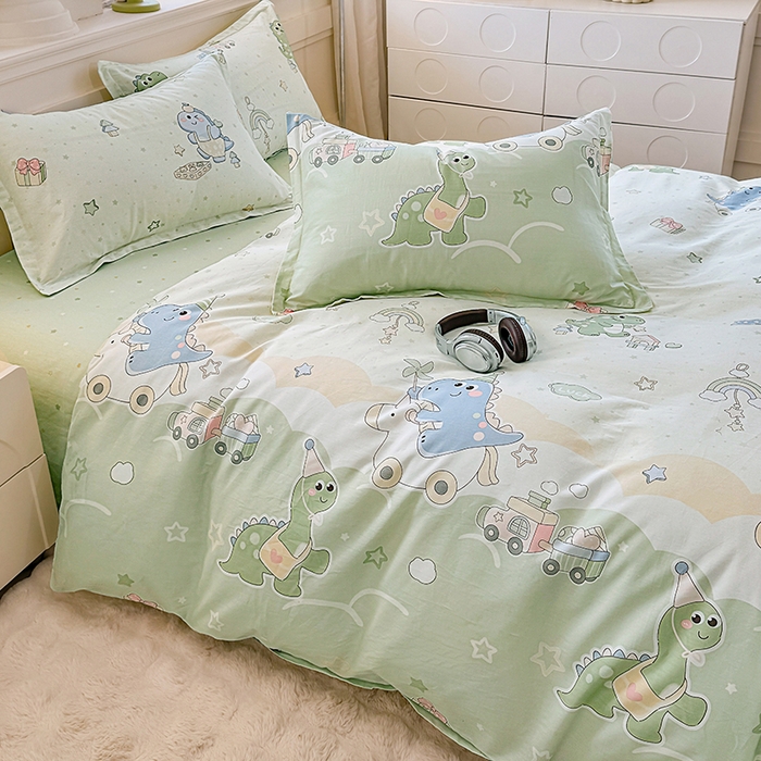 91家纺网 家纺一手货源 找家纺 佑金甜 2026新款精梳全棉印花单被套 恐龙派对