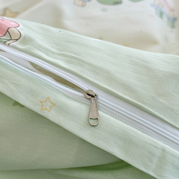 91家纺网 家纺一手货源 找家纺 佑金甜 2026新款精梳全棉印花单被套 恐龙派对