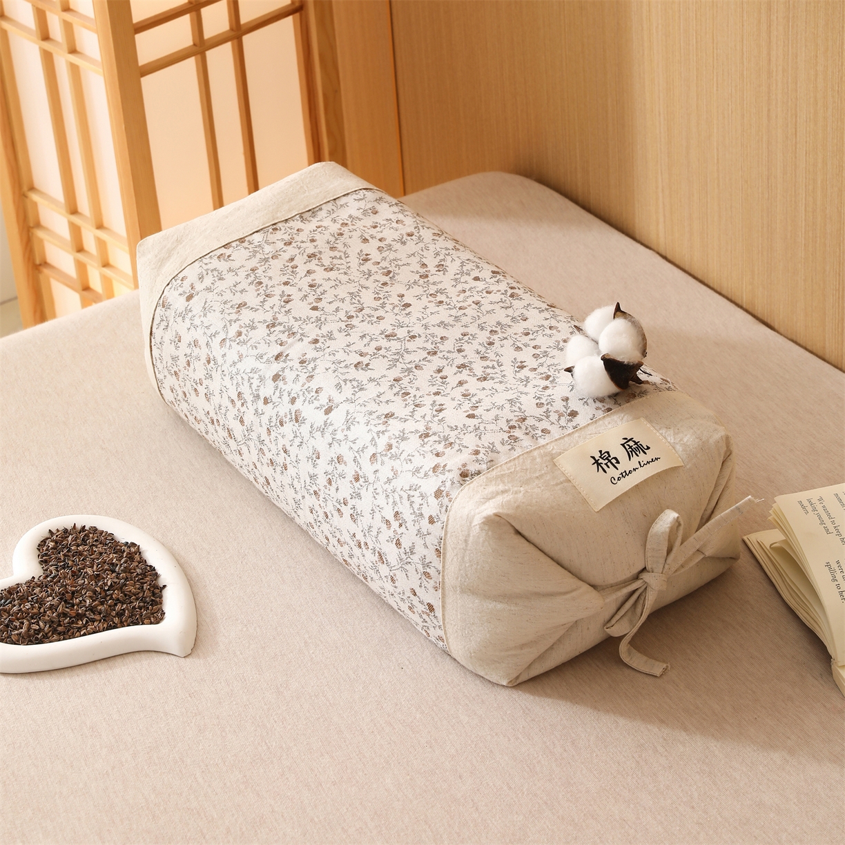 91家纺网 家纺一手货源 找家纺 芯洲 2026新款古典宫廷荞麦枕棉麻款可调节高度绑带款荞麦助眠枕头枕芯 春遇-米咖