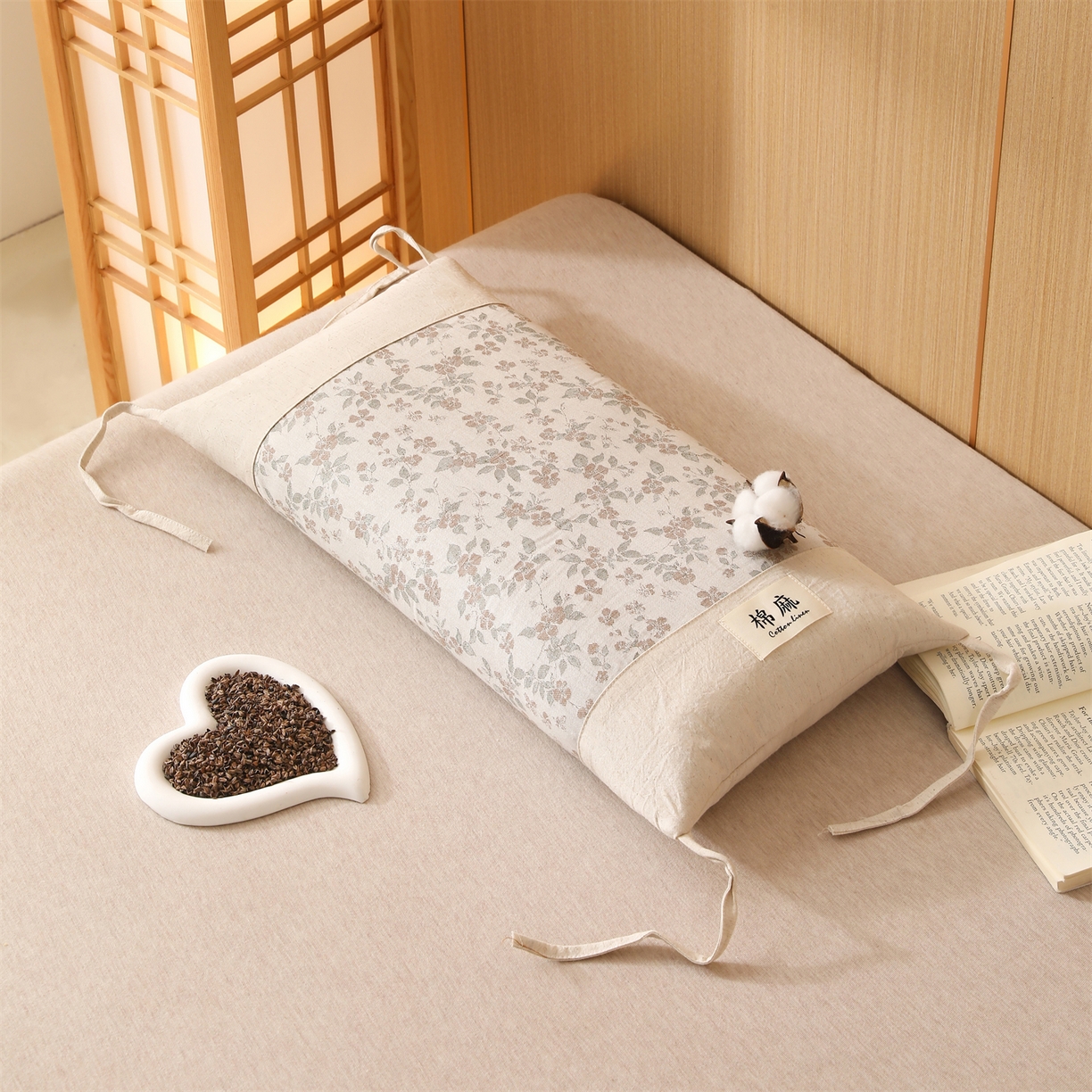 91家纺网 家纺一手货源 找家纺 芯洲 2026新款古典宫廷荞麦枕棉麻款可调节高度绑带款荞麦助眠枕头枕芯 春遇-锈红