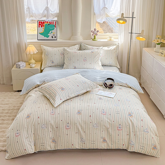 91家纺网 家纺一手货源 找家纺 佑金甜 2026新款精梳全棉印花单被套 小熊派对