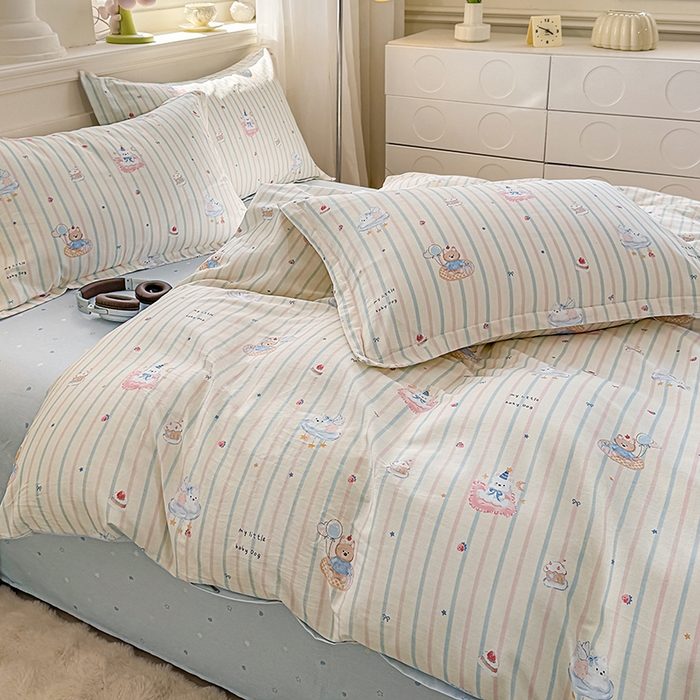 91家纺网 家纺一手货源 找家纺 佑金甜 2026新款精梳全棉印花单被套 小熊派对