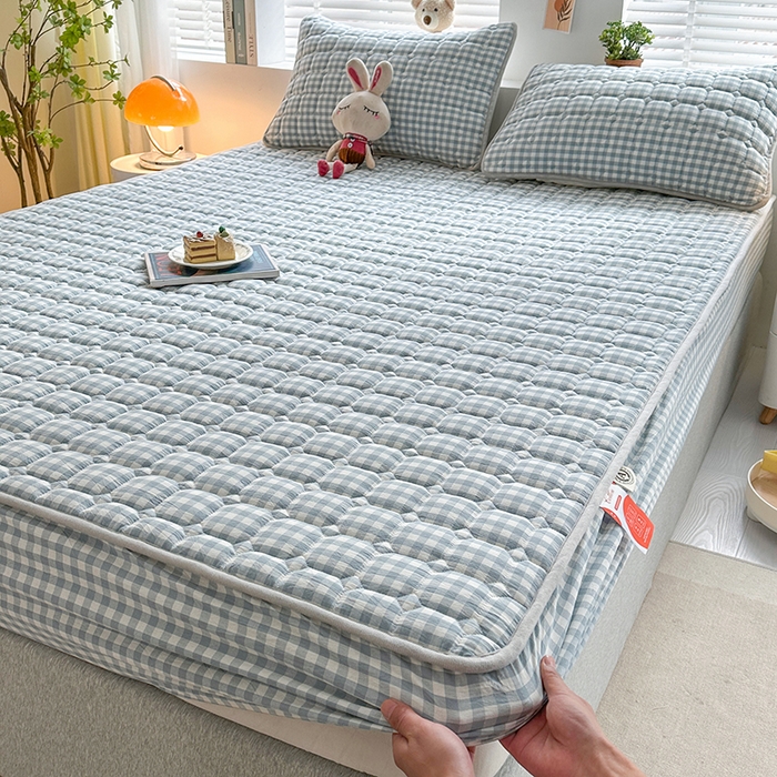 91家纺网 家纺一手货源 找家纺 犇牛仓储供应链 2026新款亲肤纯棉加厚床笠 经典蓝小格